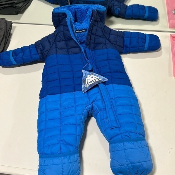 Baby Snozu Snowsuit Winter Bunting 3-6 month NWT - Picture 1 of 4